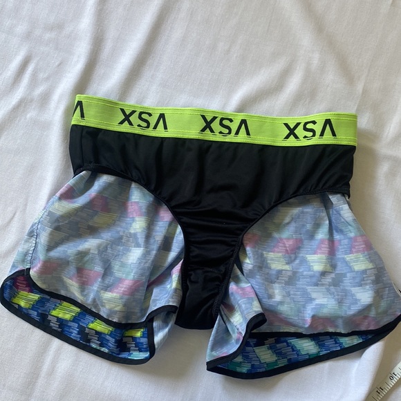 Victoria’s Secret Sport running shorts - Picture 6 of 9